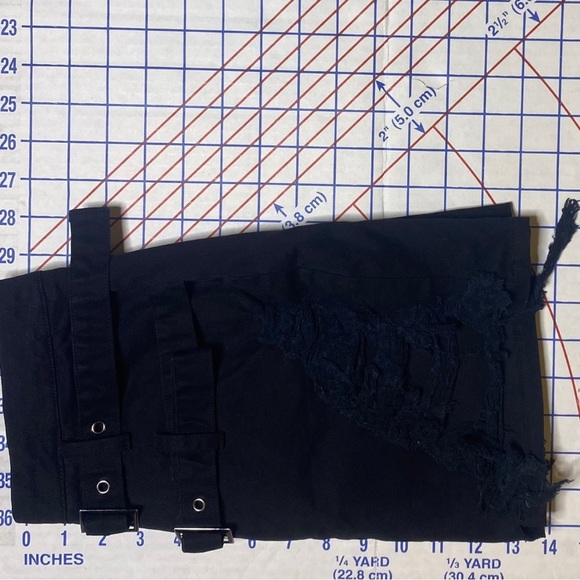 Carmar LA Skirt US 8 Black Mini Deconstructed Raw Hem Back Zipper Double Belt - Picture 8 of 9